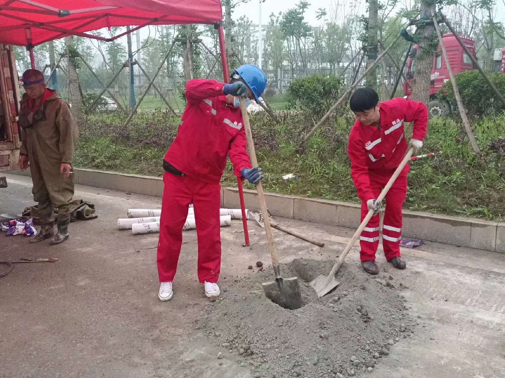 扎鲁特管道疏通哪家好】及时进行市政管道清淤